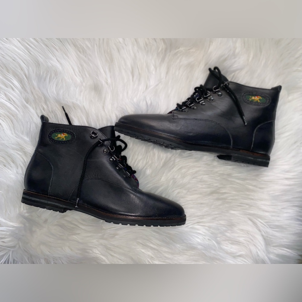 Vintage GITANO Black Tartan Plaid lined Boots- US 10